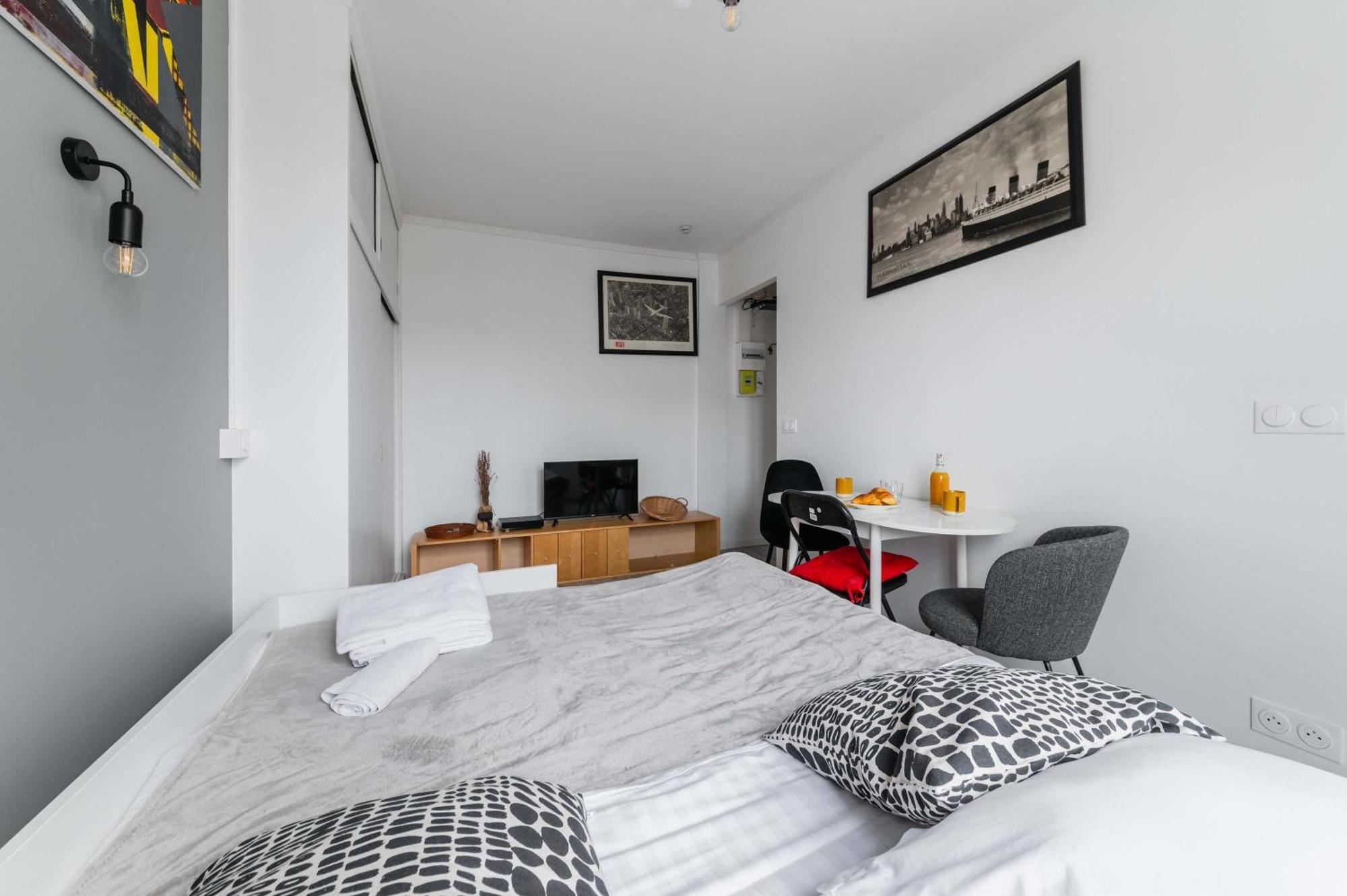 Cosy Proche Tour Eiffel - 7 - 2p - Flat-guest Appartement Parijs